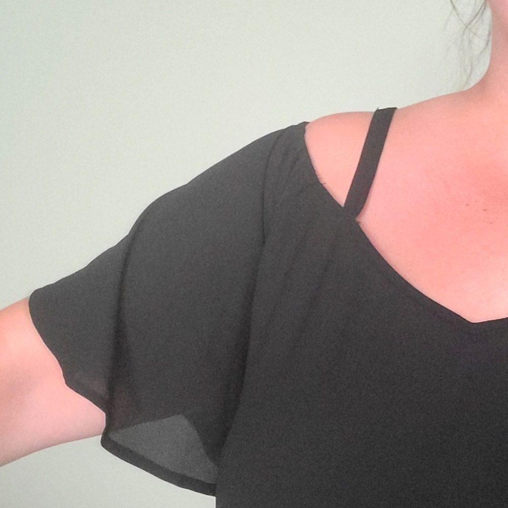 Torrid Cold Shoulder Swing Top - Picture 3 of 3